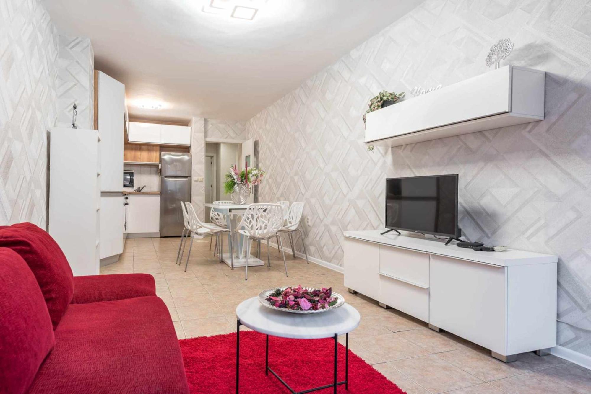 Red Velvet Apartment فارنا المظهر الخارجي الصورة