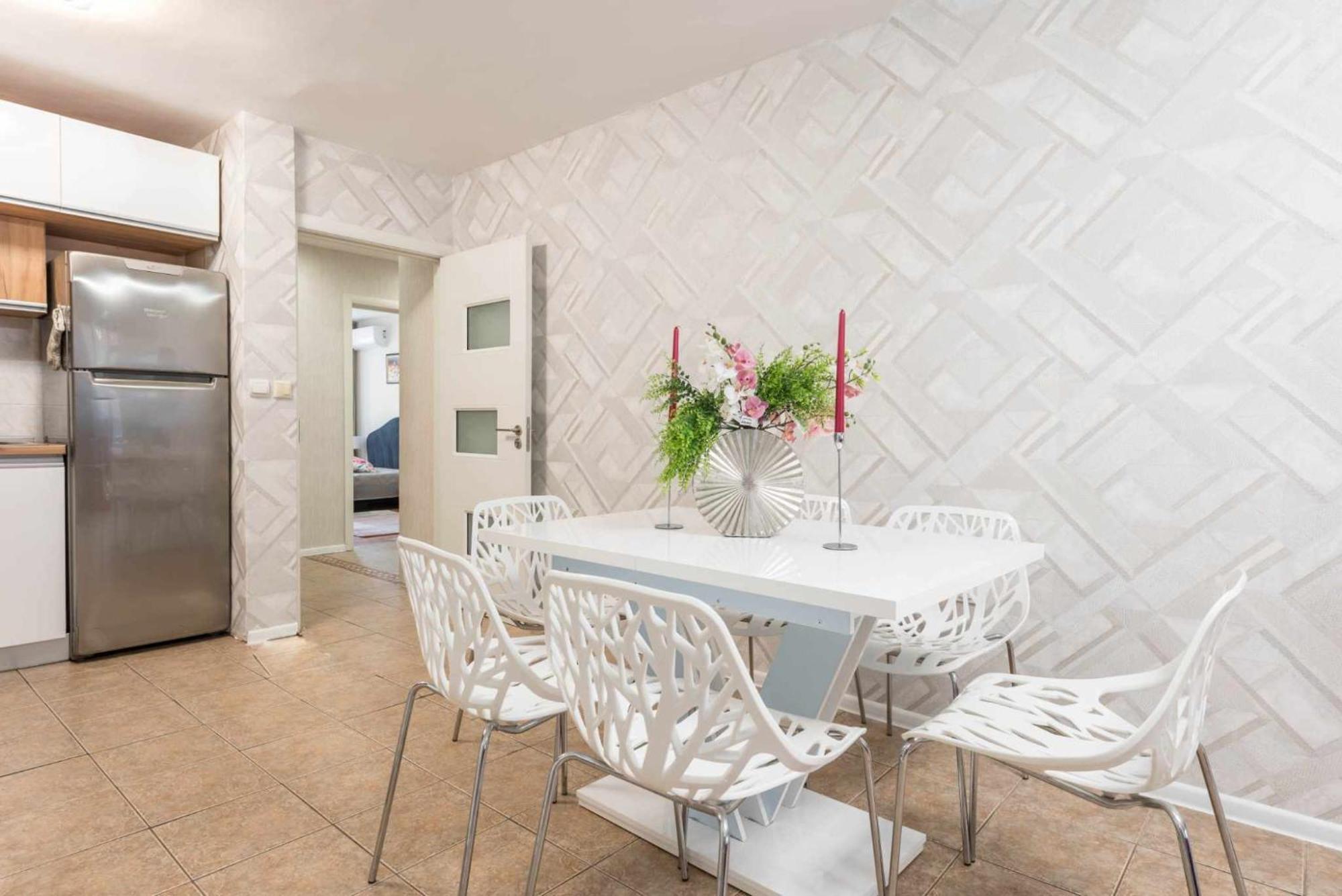 Red Velvet Apartment فارنا المظهر الخارجي الصورة